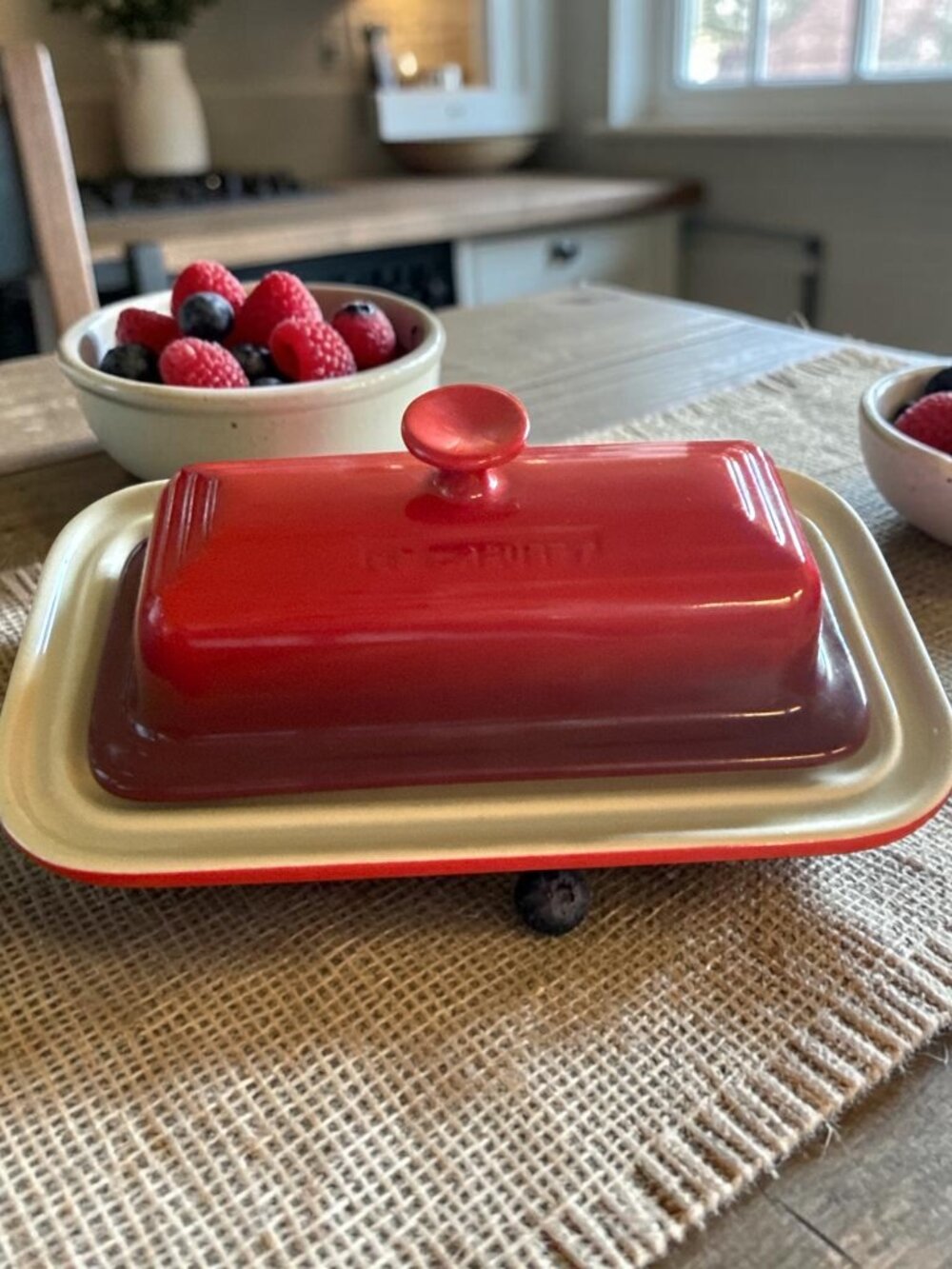 LE CREUSET BUTTER DISH 2 PIECE RED CHERRY RED STONEWARE